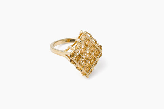 Vintage Diamond Shaped Ring